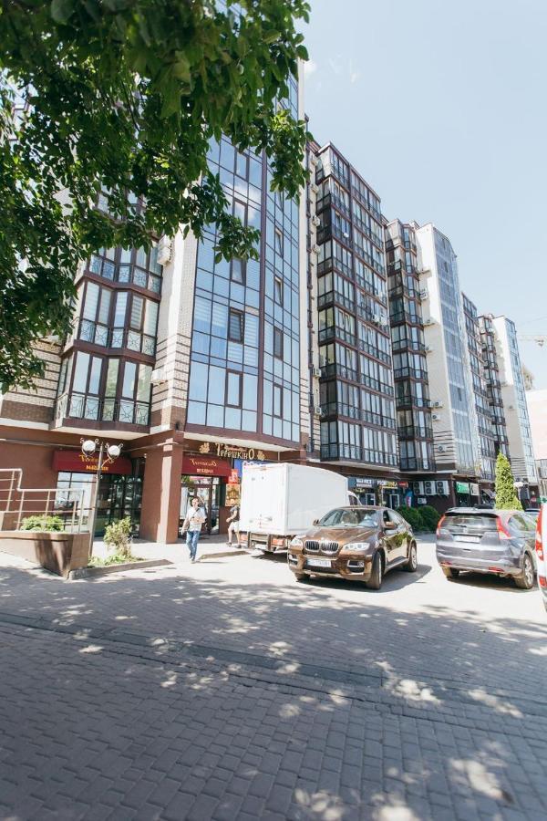 Atlant Luxury Status Apart On Golovna Навпроти Тц Депот, Wi Fi 24 На 7 Tjernivtsi Exteriör bild